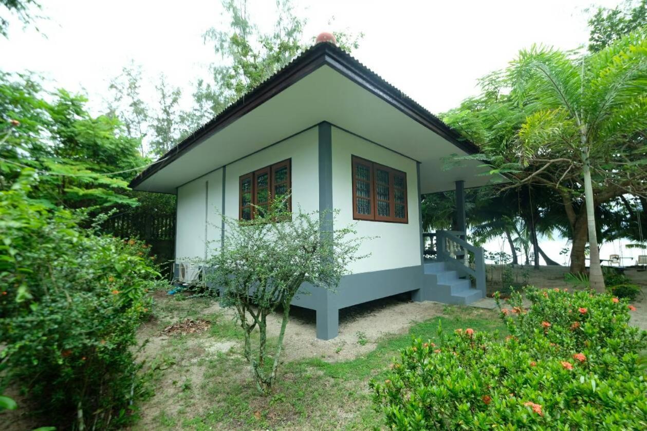 Baan Wasana Villa Lipanoj Kültér fotó